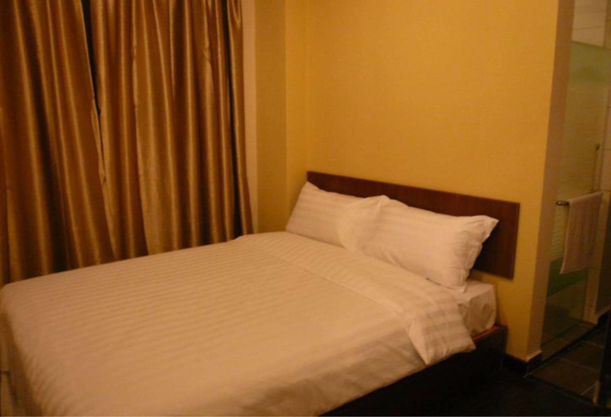 101 Lake View Hotel 普崇 外观 照片